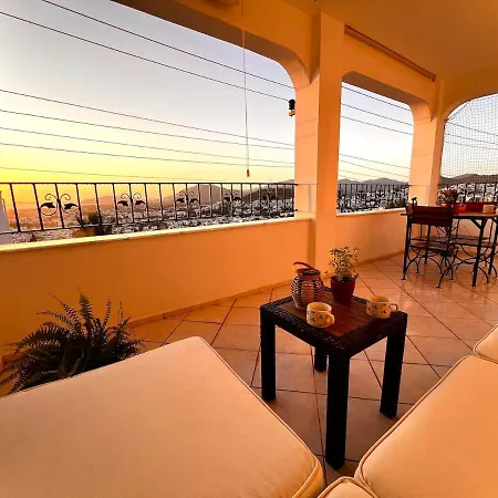 Duplex, 3 Bedroom With Sea View Deniz Manzarali Dublex 3 Yatak Odali * Αλικαρνασσός